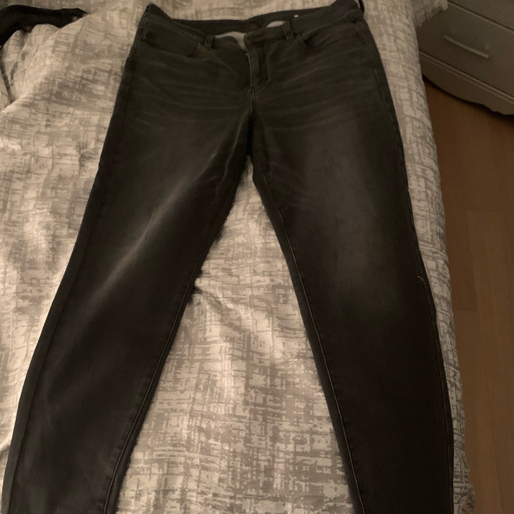 Black, super stretch jeans
